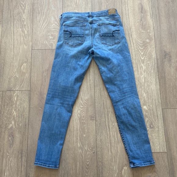 American Eagle Classic Straight Jean - Picture 5 of 5